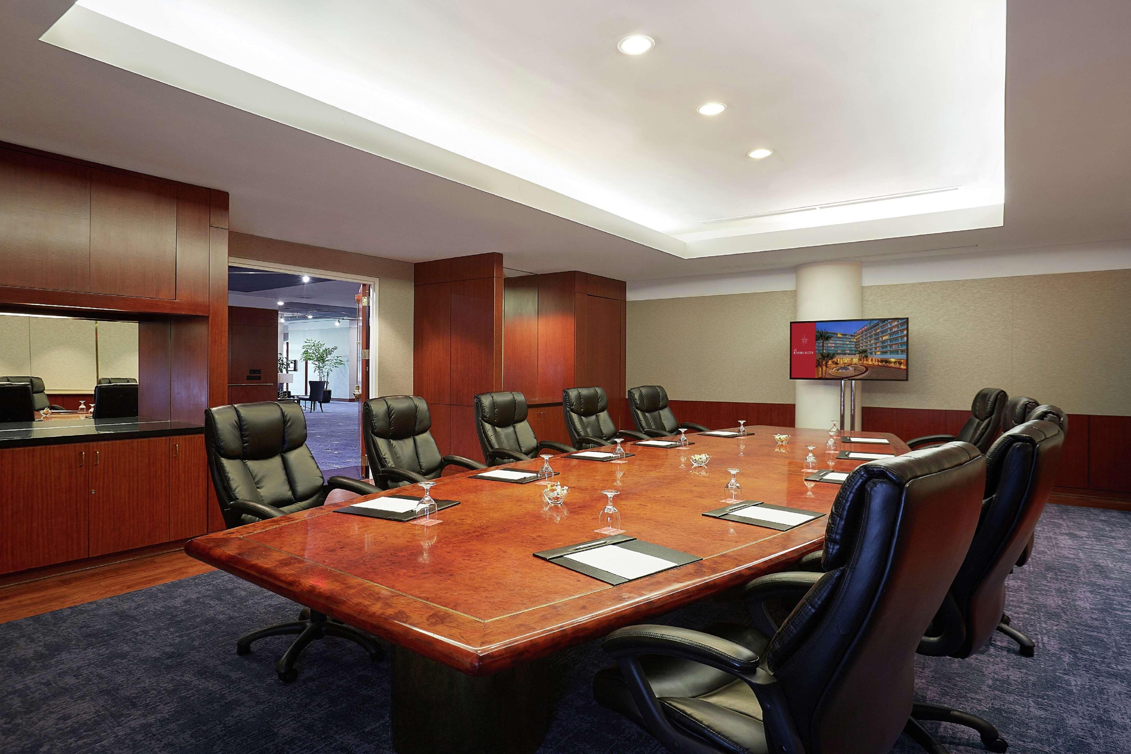 The Beverly Hilton Hotel 4*
